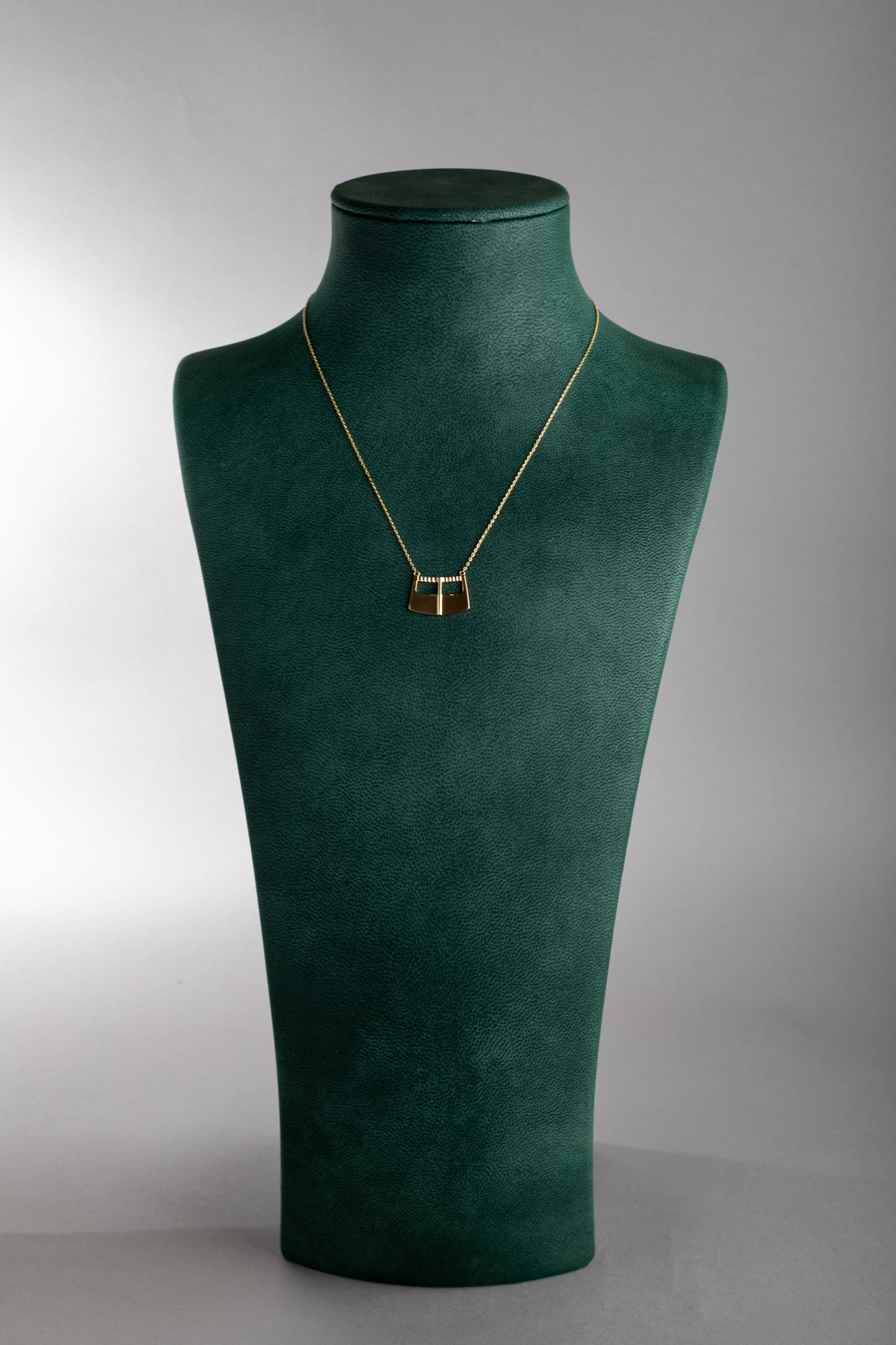 بطوله | Batoola Pendant Medium