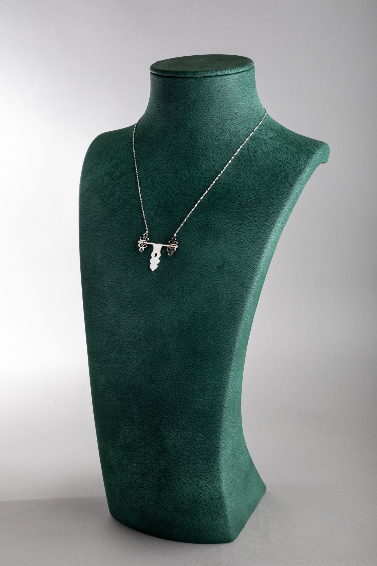 مزلج | Mazlaj Pendant