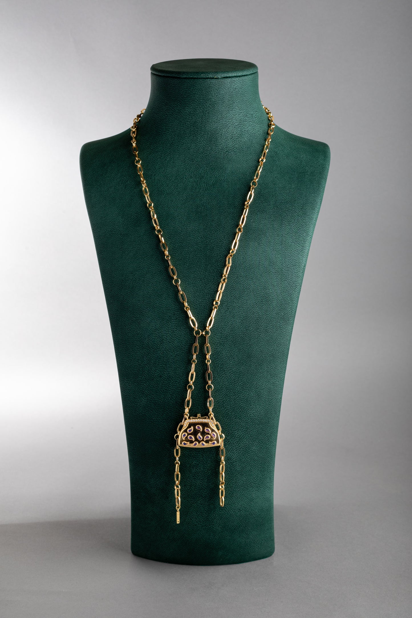 البوك | Albouk Pendant