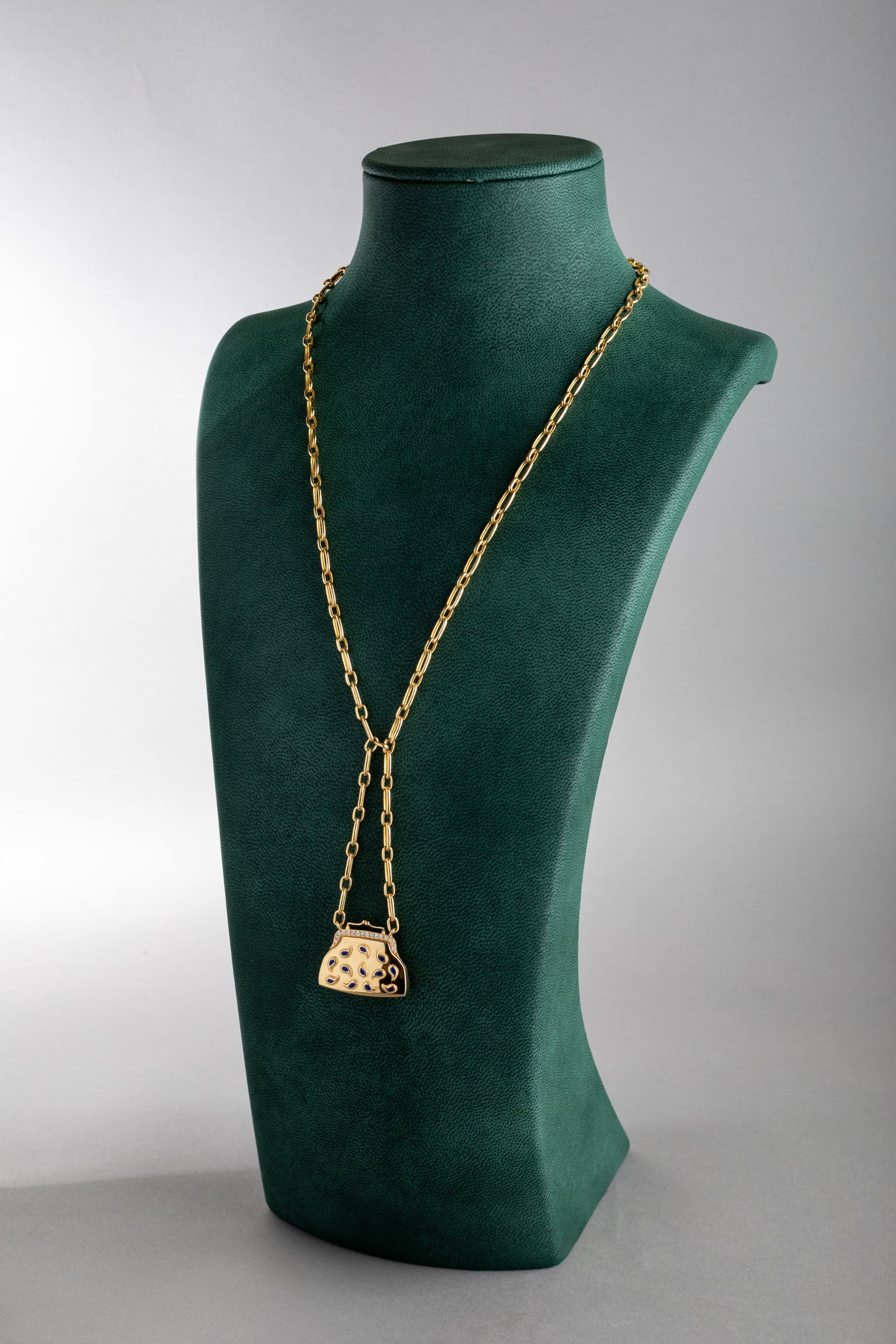 البوك | Albouk Pendant