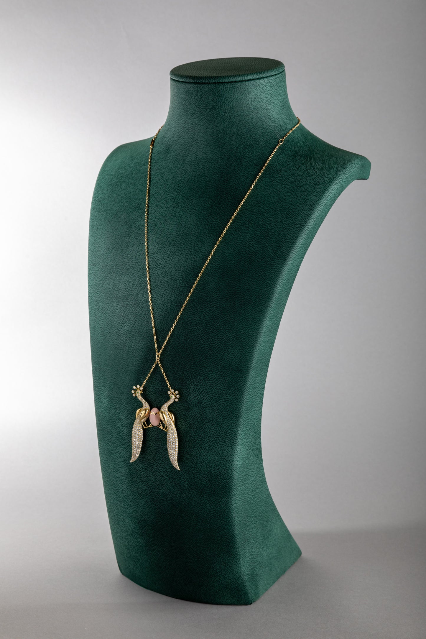 الطاووس | Tawoos Pendant