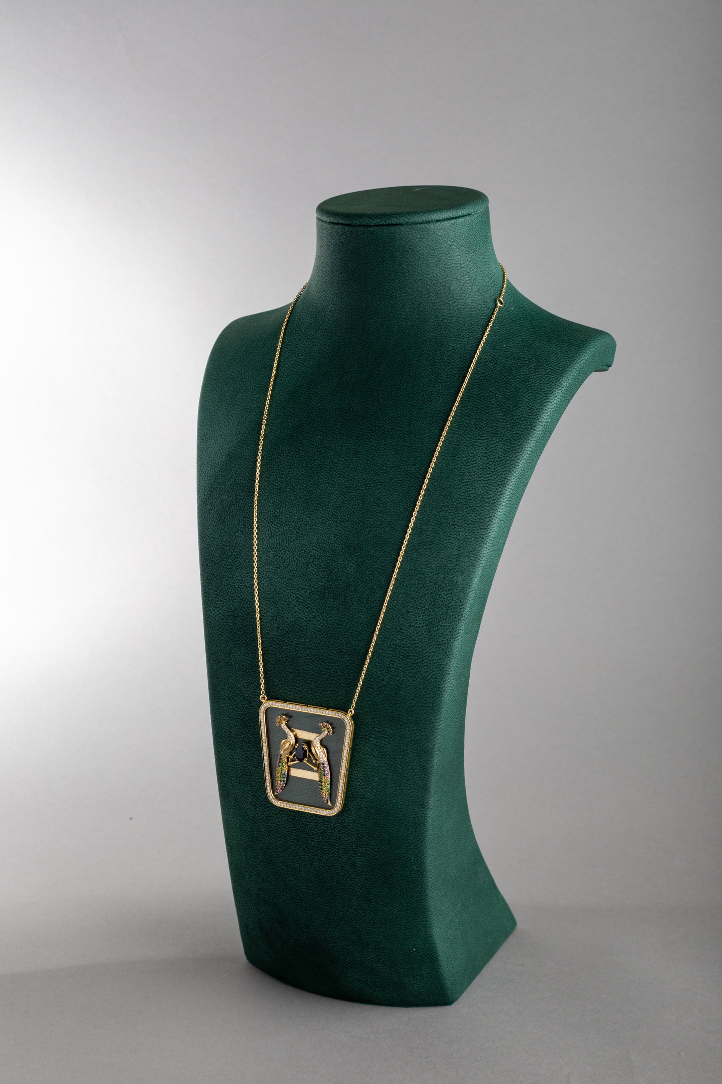 الطاووس | Tawoos Pendant