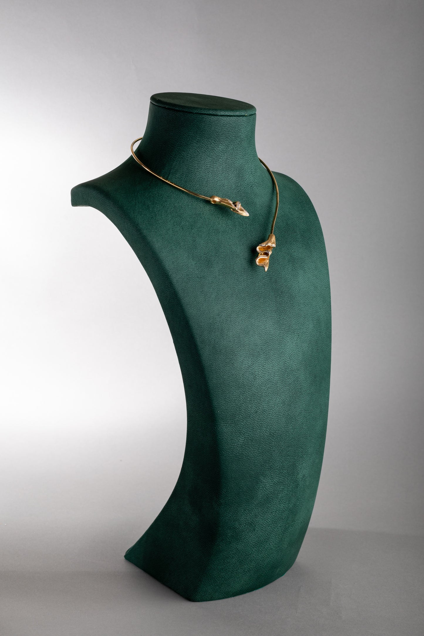 الشيله | Al Sheela Necklace