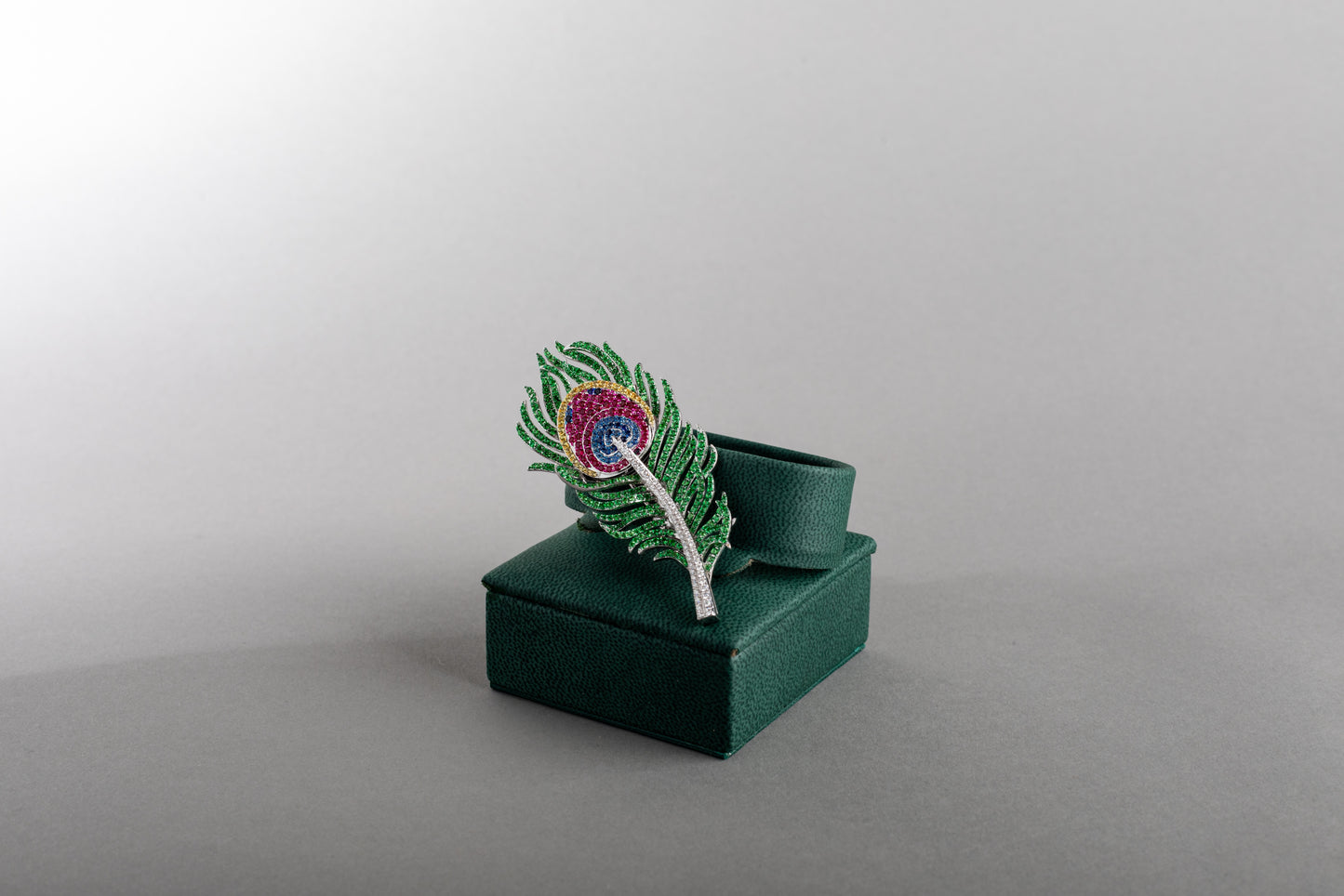 الطاووس | Tawoos Brooch