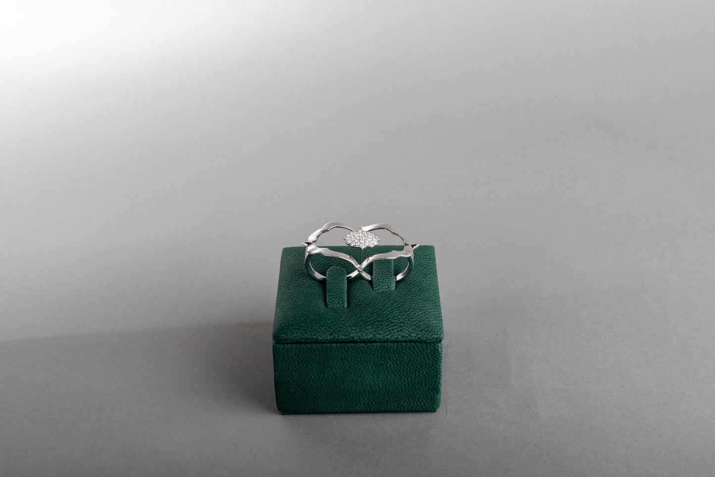البرواز | Albrwaz Ring