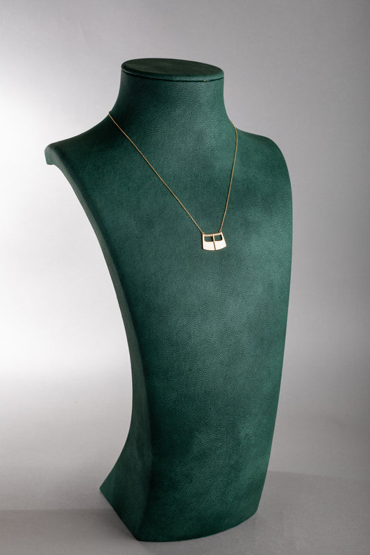 بطوله | Batoola Pendant Medium