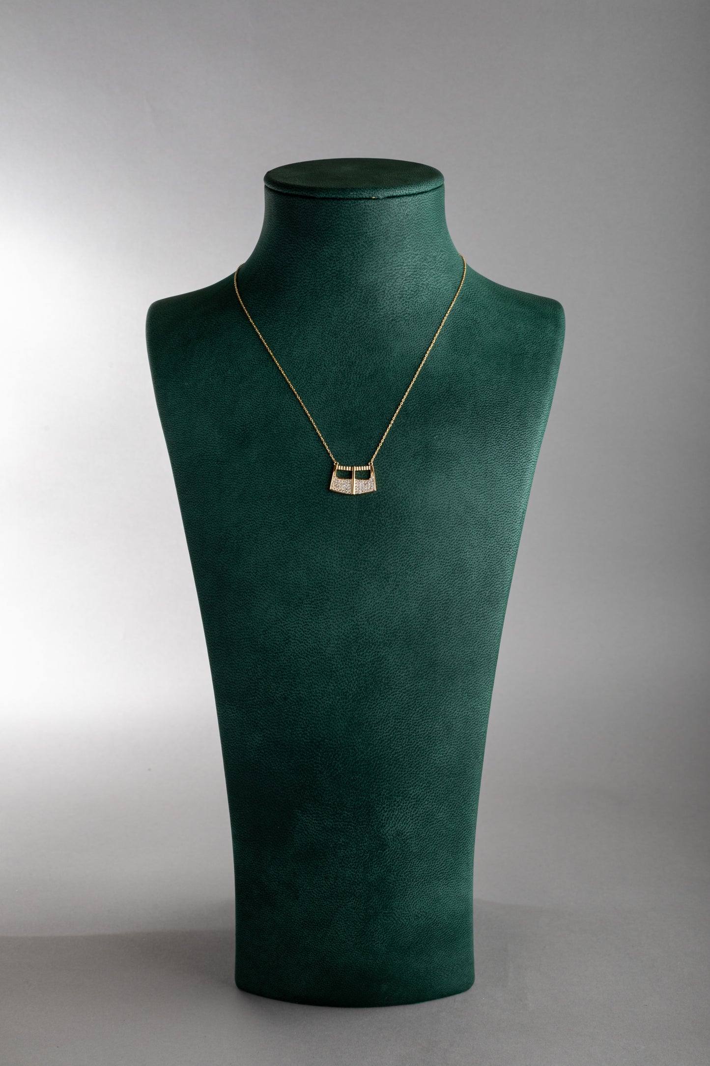 بطوله | Batoola Pendant Medium