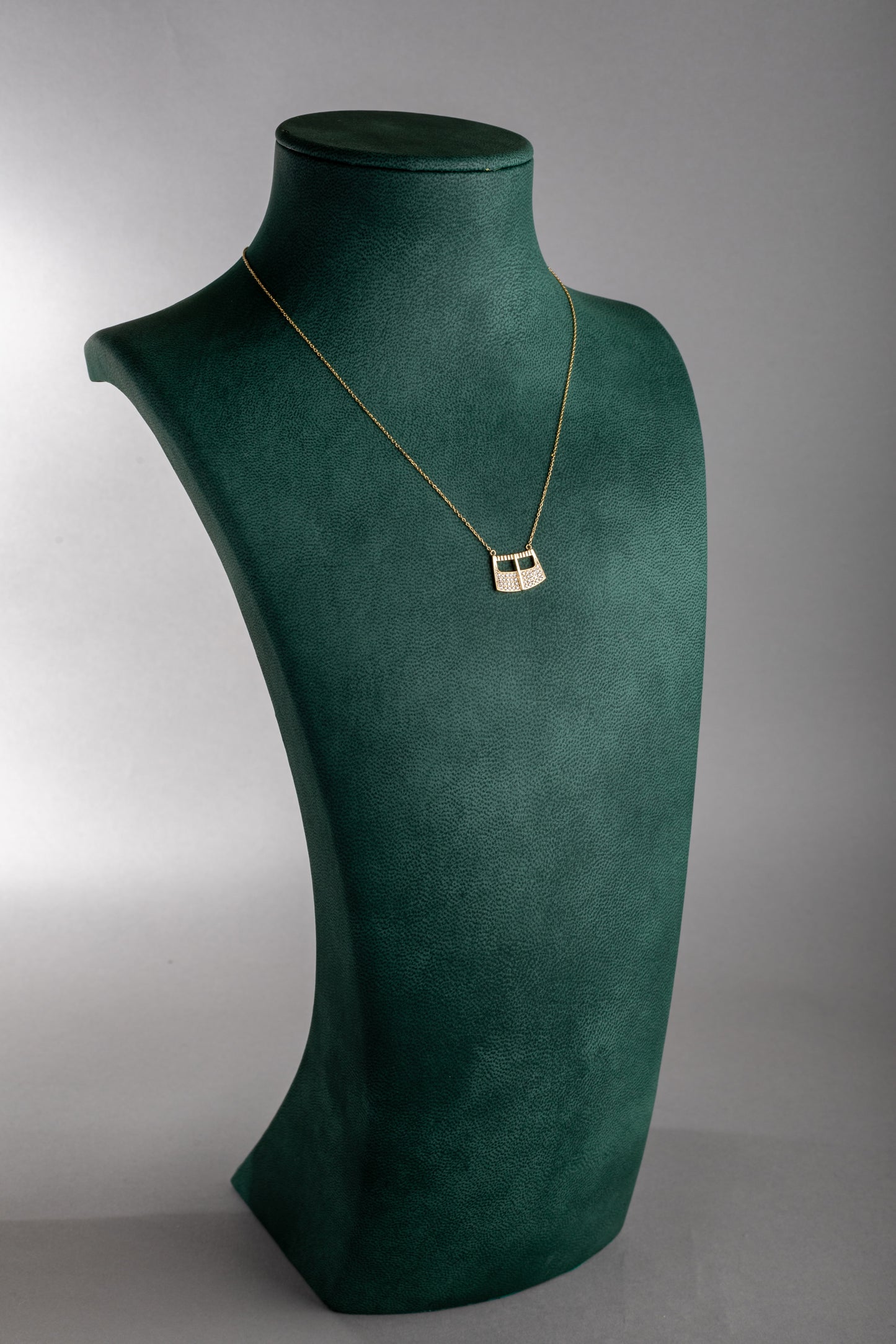 بطوله | Batoola Pendant Small